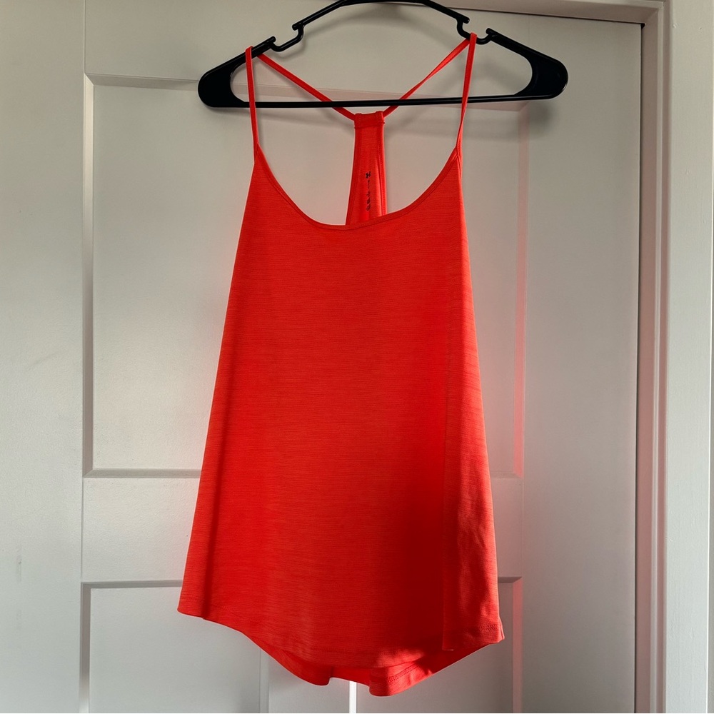 Women’s Under Armour Tank. Size Medium.